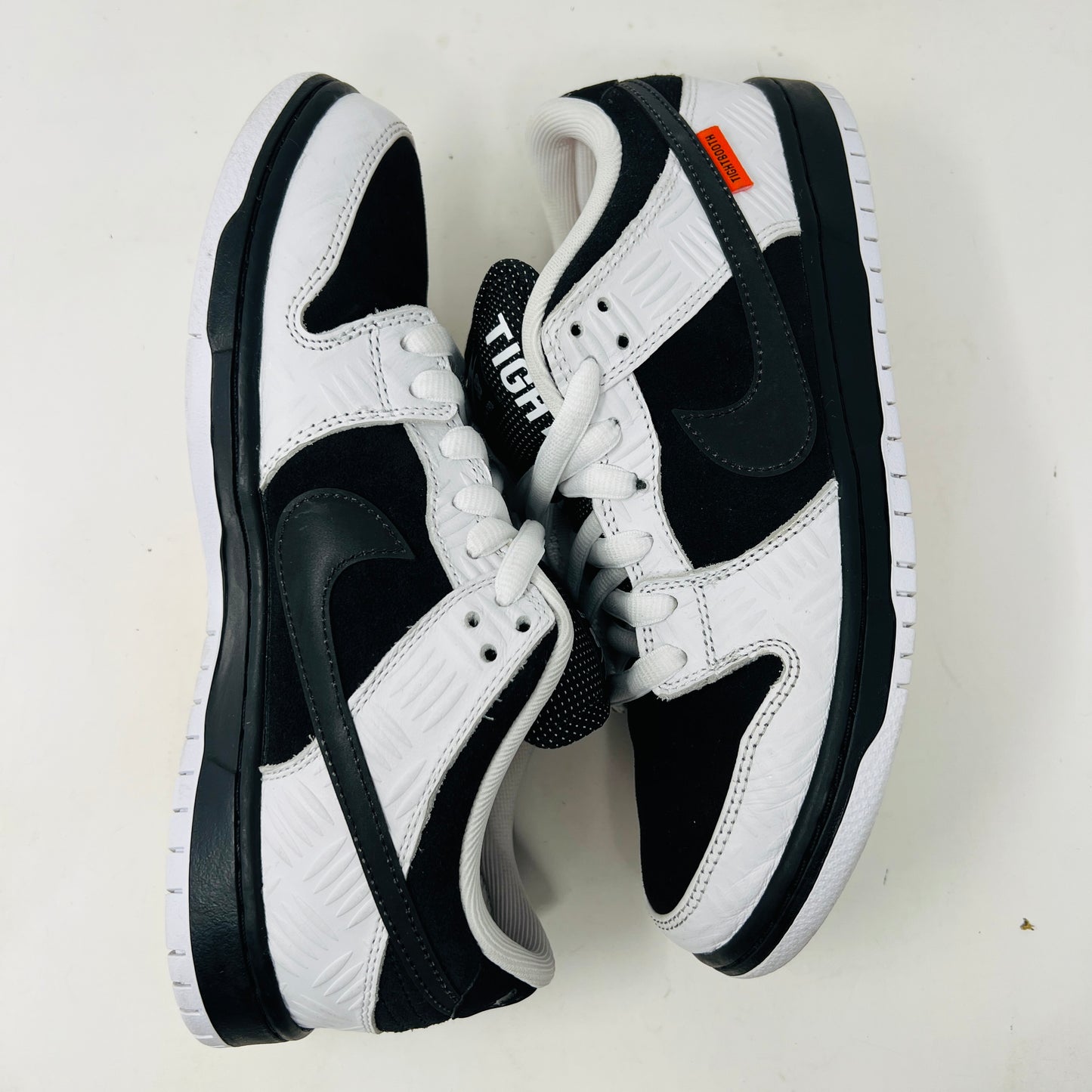 Nike SB Dunk Low TIGHTBOOTH