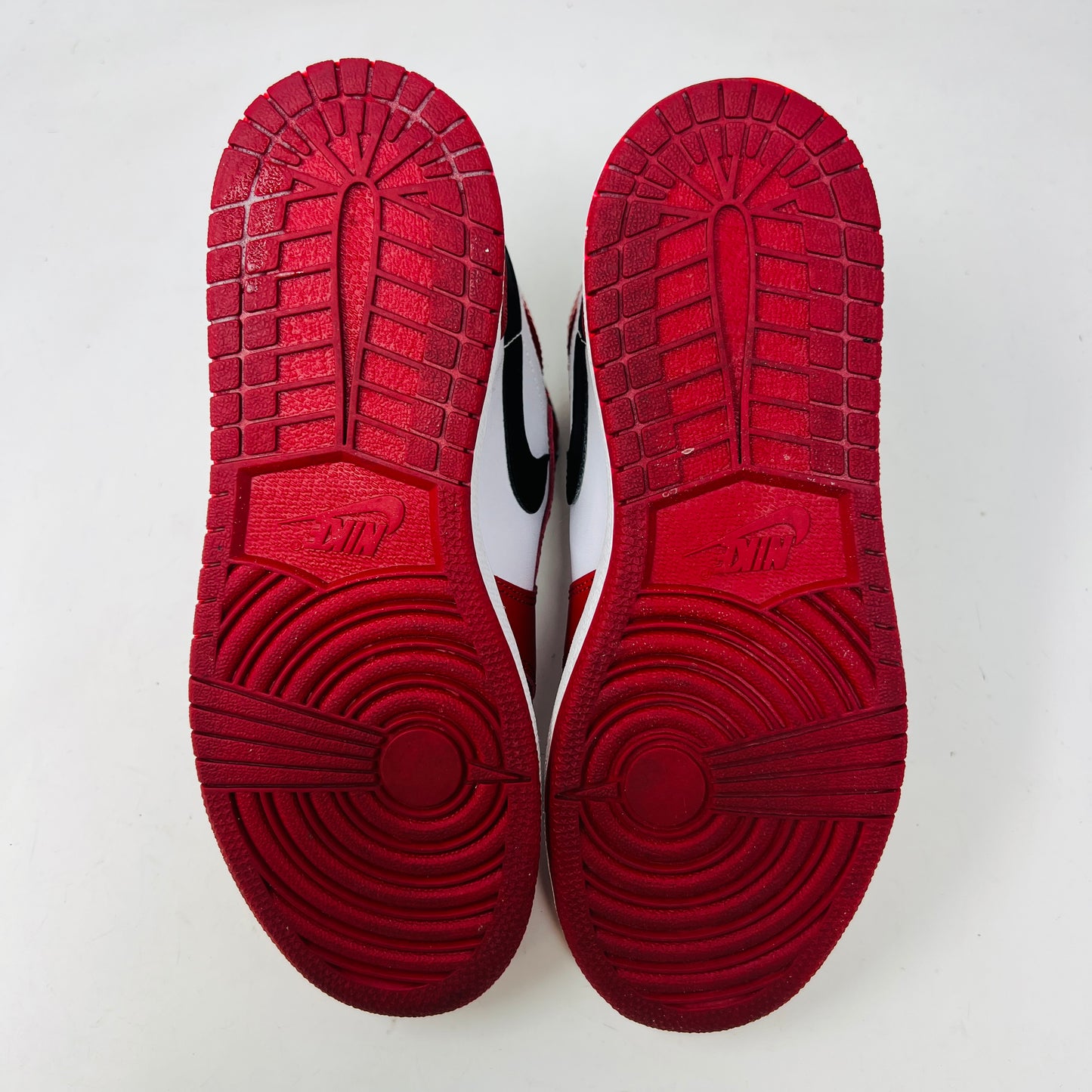 Jordan 1 Retro Chicago (2013)