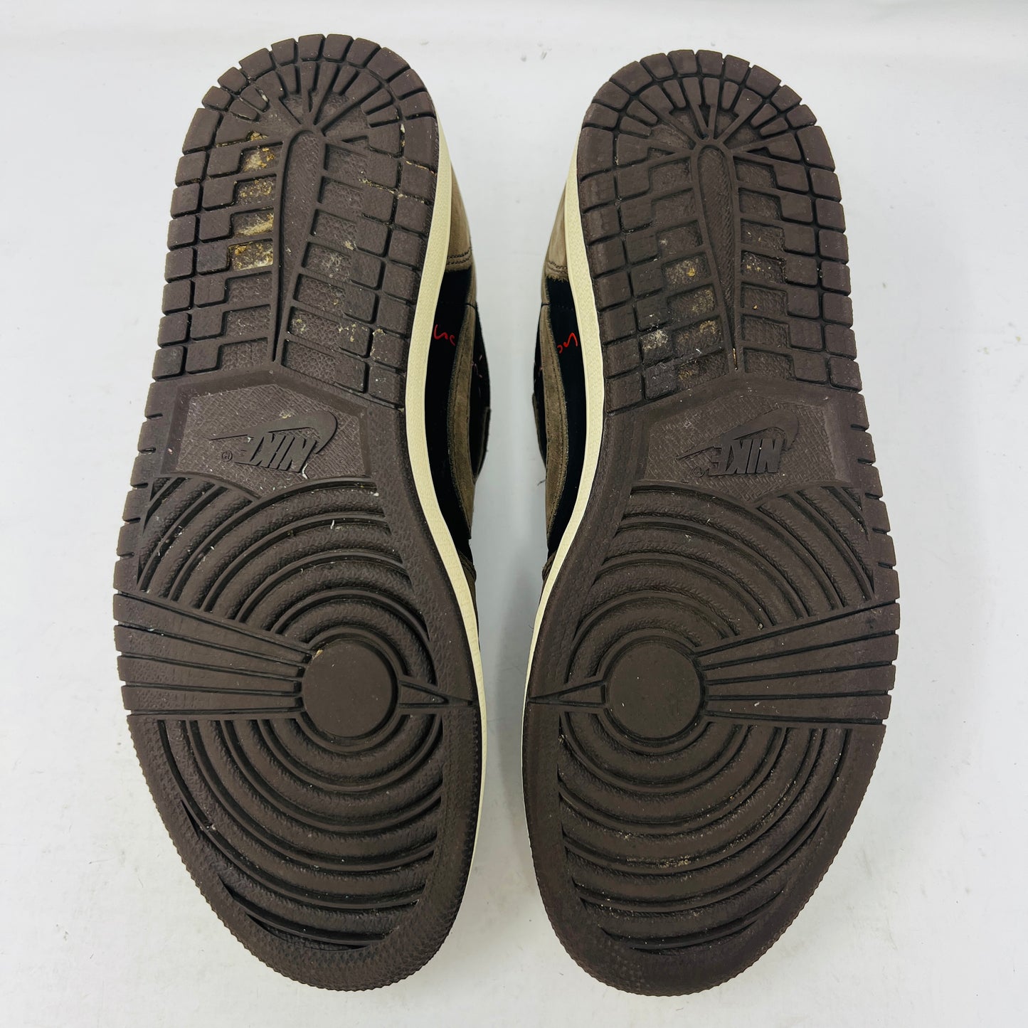 Jordan 1 Retro Low OG SP Travis Scott Mocha