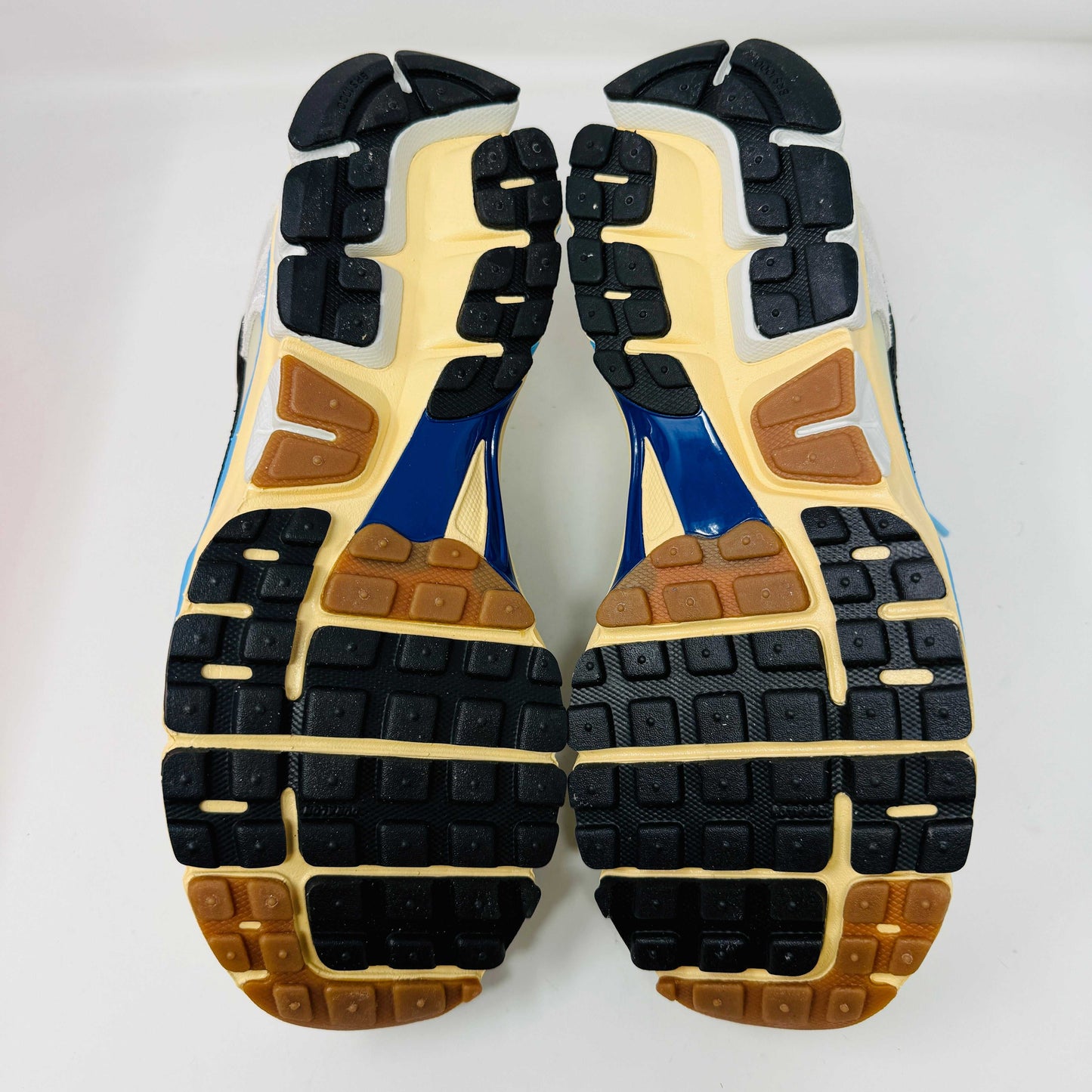 Nike Zoom Vomero 5 Designed by Japan (Women's)