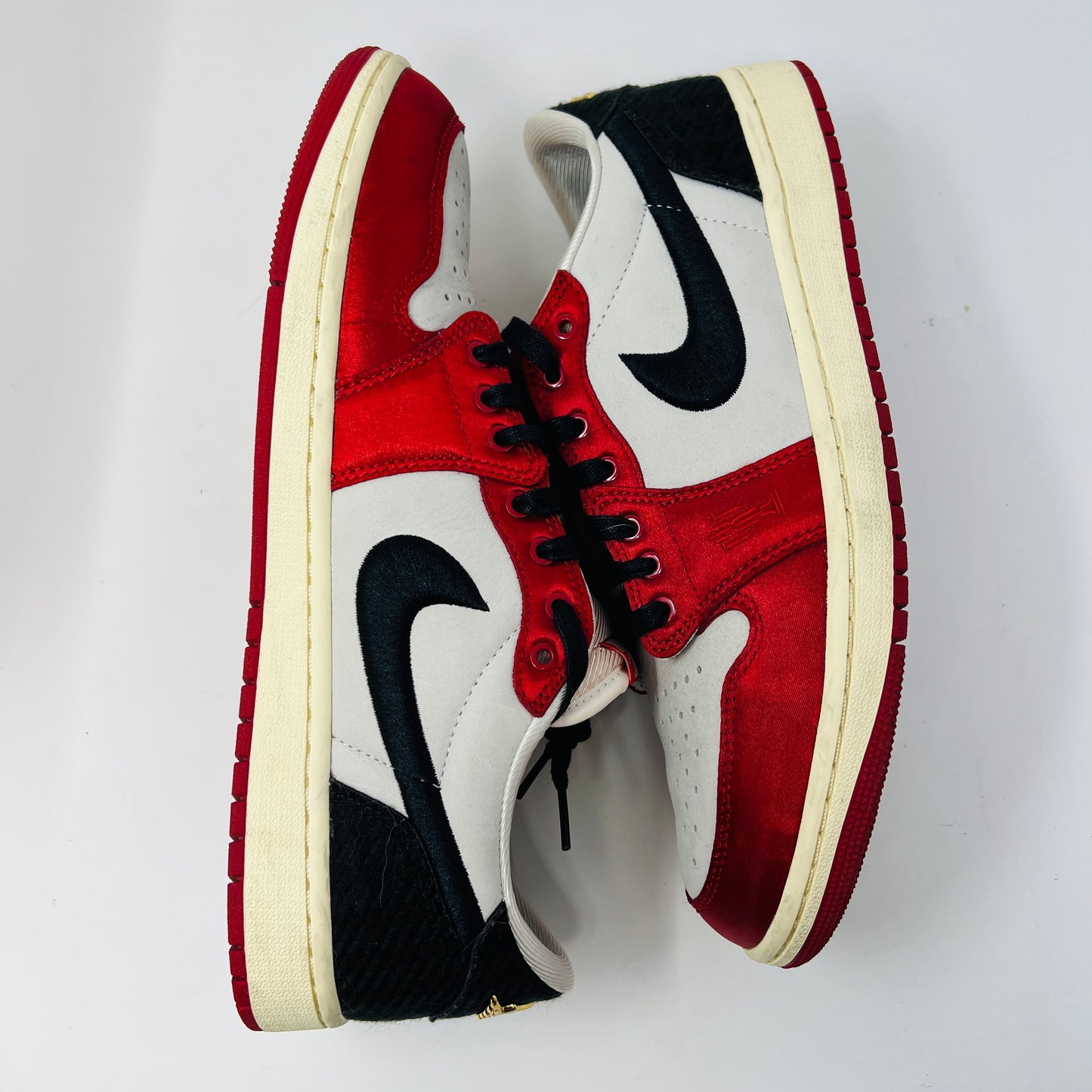 Jordan 1 Retro Low OG Trophy Room Rookie Card Away