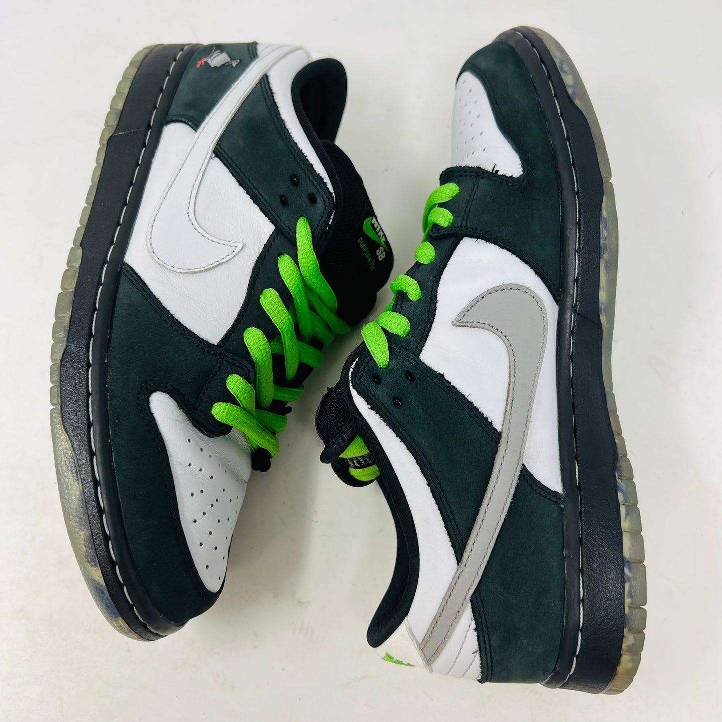 Nike SB Dunk Low Staple Panda Pigeon