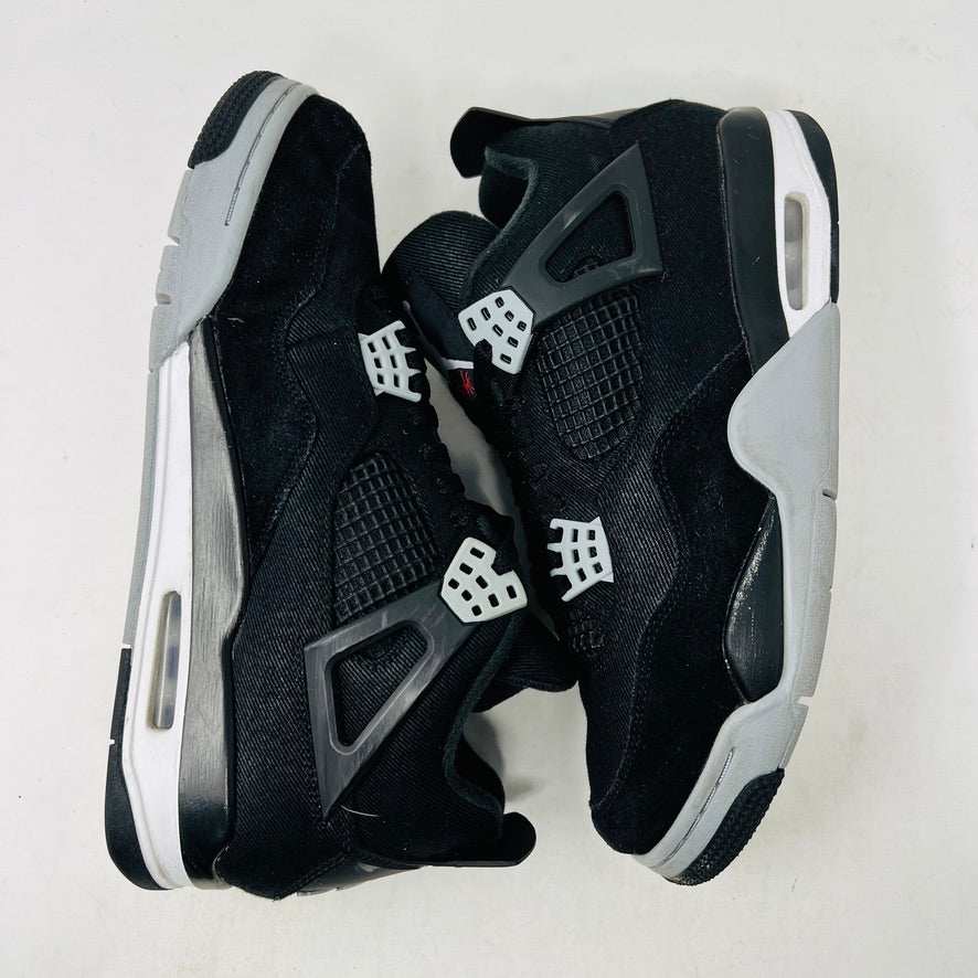 A Jordan 4 Retro SE Black Canvas sneaker in 8/10 condition sits on its shoebox. It features netted side panels, a visible air unit in the heel, and a Jumpman logo on the tongue. The box is marked with size 9.5 and style details.