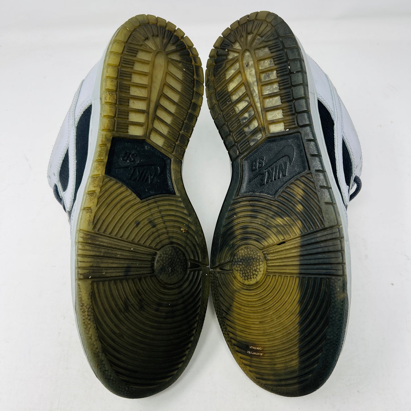 Nike SB Dunk Low Atlas 35MM Grey