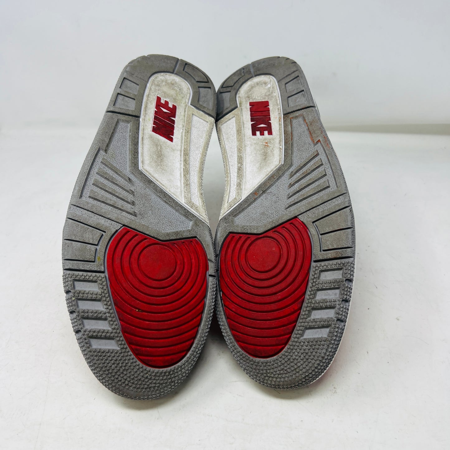 Jordan 3 Retro SE Unite
