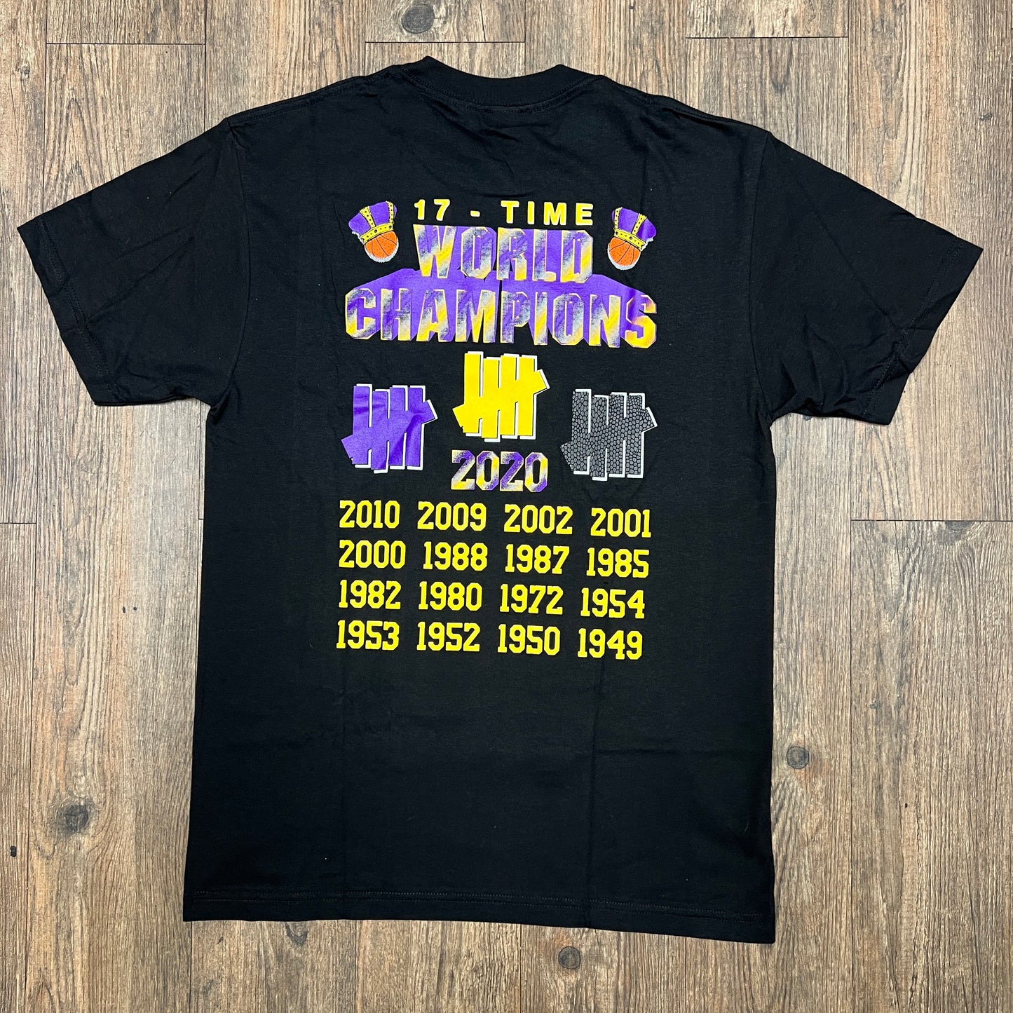 Undefeated Los Angeles Lakers 2020 NBA World Champions 17-Time Champ