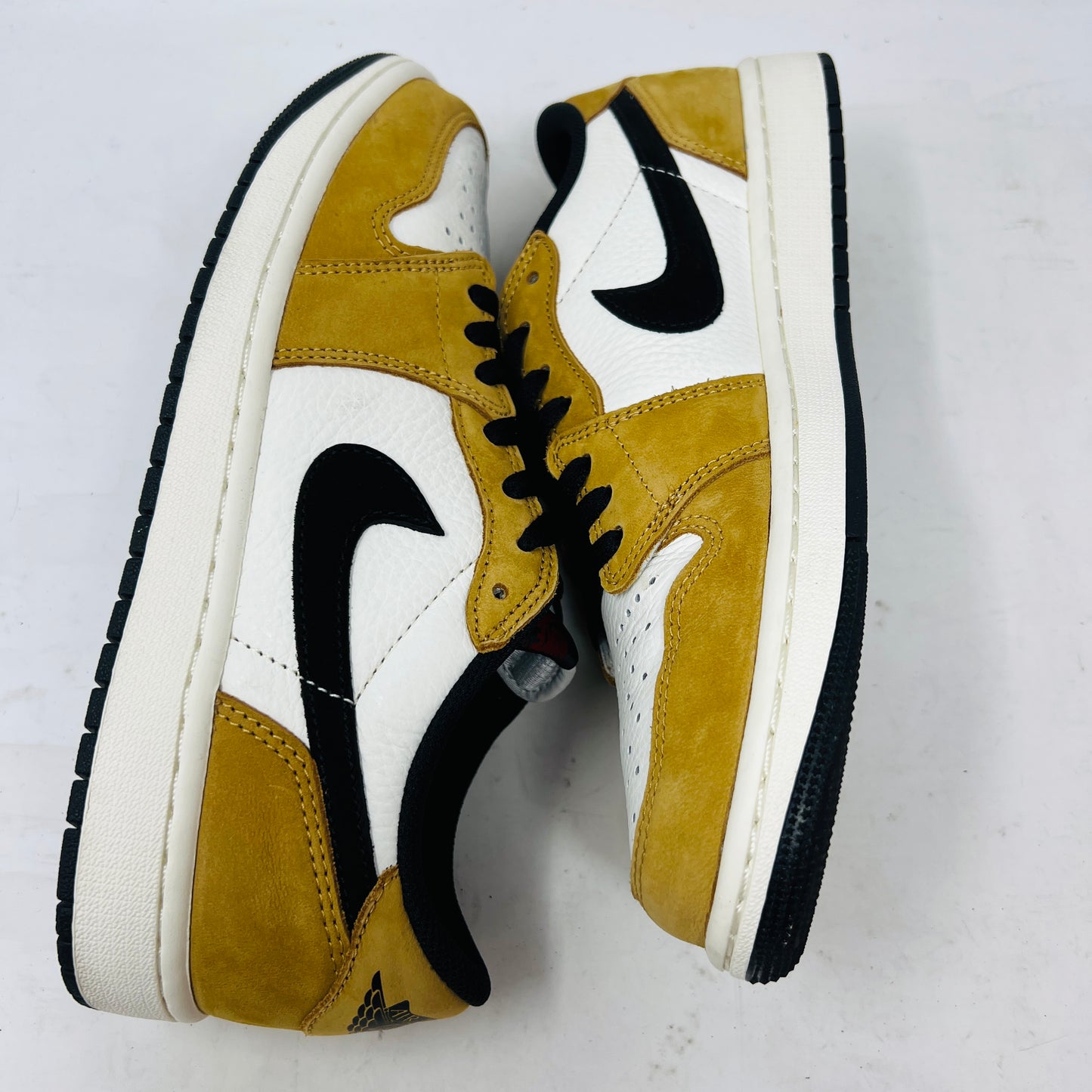Jordan 1 Low OG Rookie of the Year
