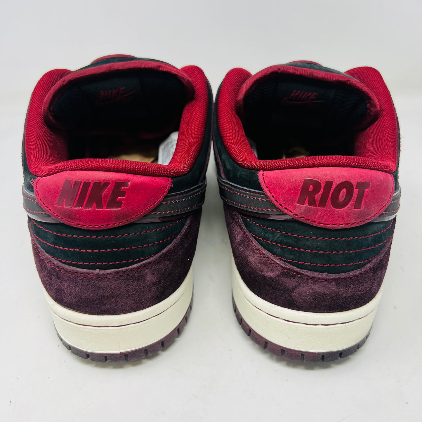 Nike SB Dunk Low Riot Skateshop