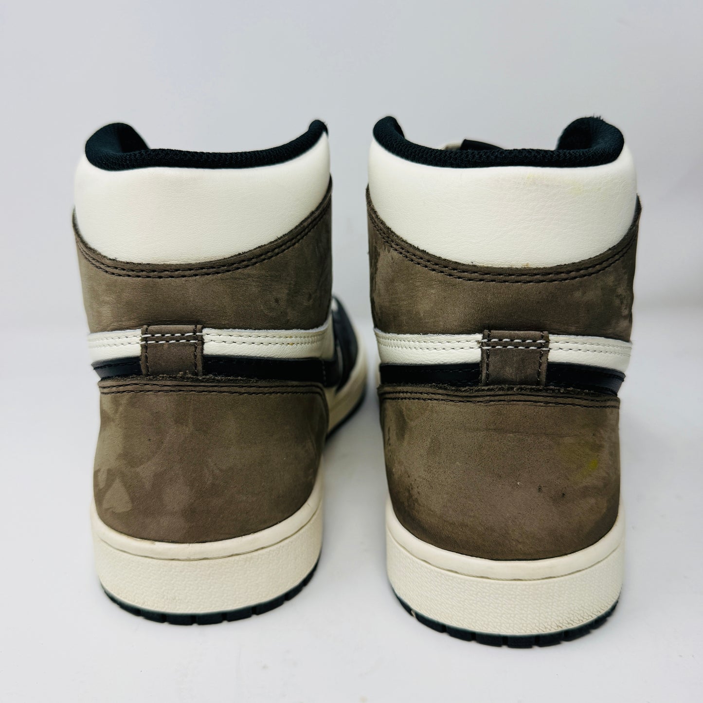 Jordan 1 Retro High Dark Mocha