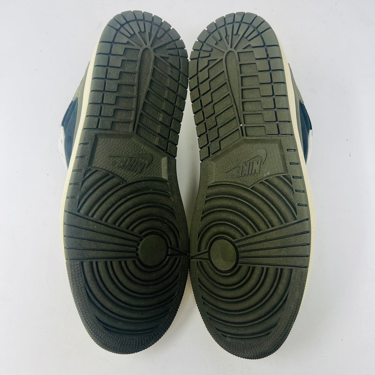 Jordan 1 Retro Low OG SP Travis Scott Olive (Women's)
