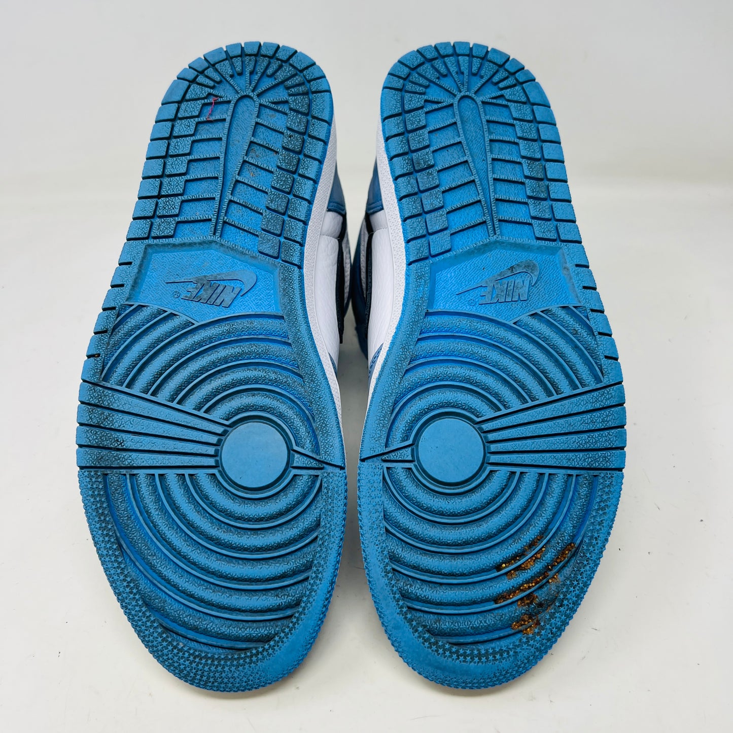Jordan 1 Retro High OG University Blue