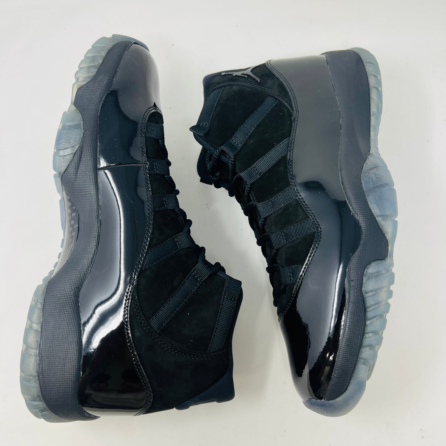 Jordan 11 Retro Cap and Gown