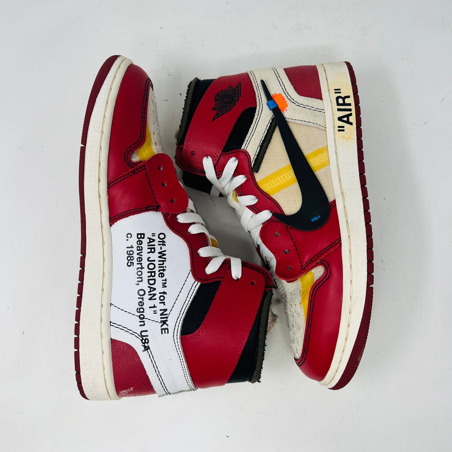 Jordan 1 Retro High Off-White Chicago