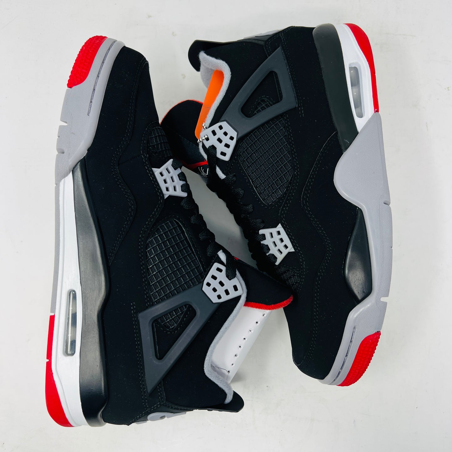 Jordan 4 Retro Bred (2019)