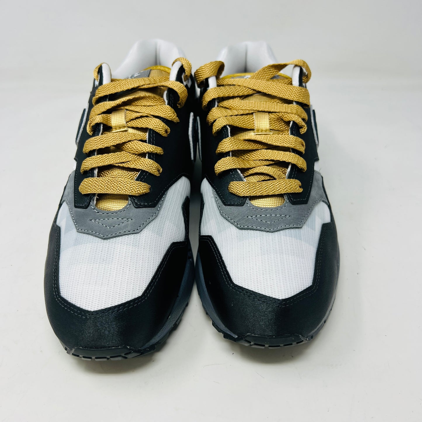 Nike Air Max 1 .SWOOSH Low Poly Big Head Mode