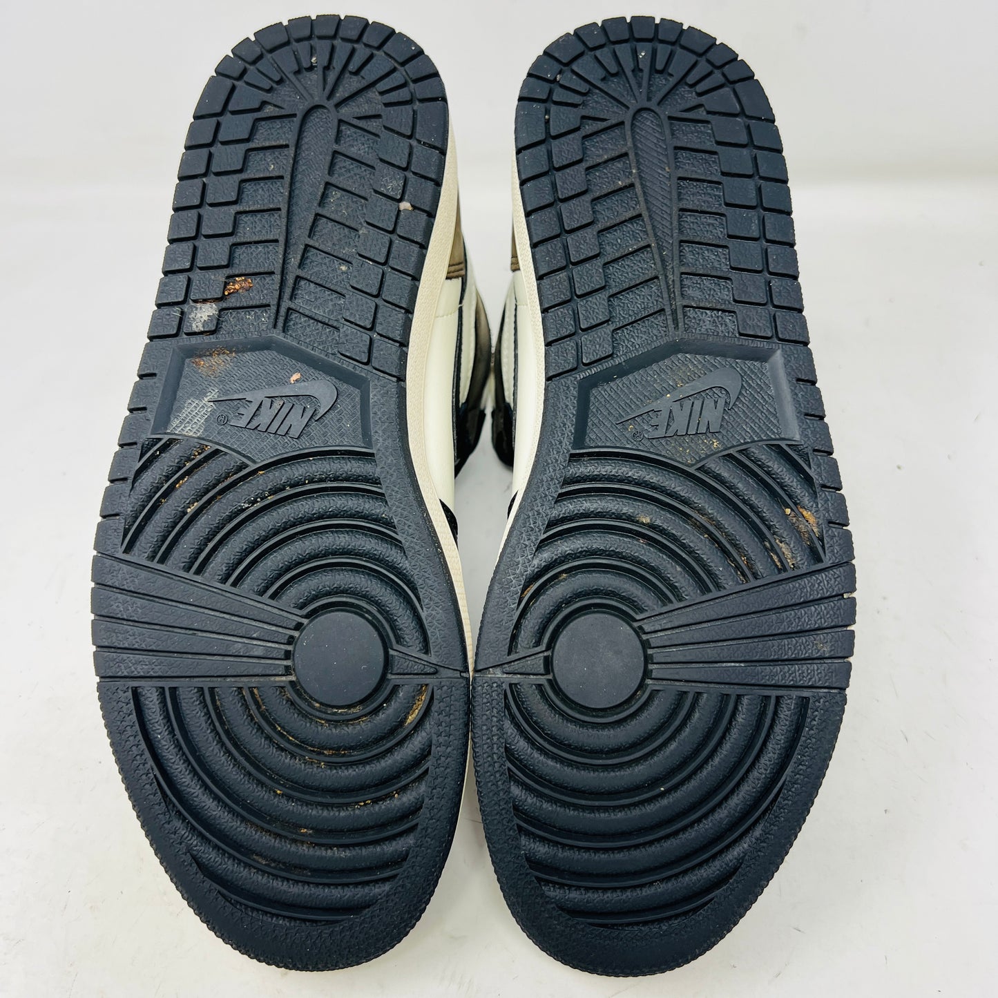 Jordan 1 Retro High Dark Mocha