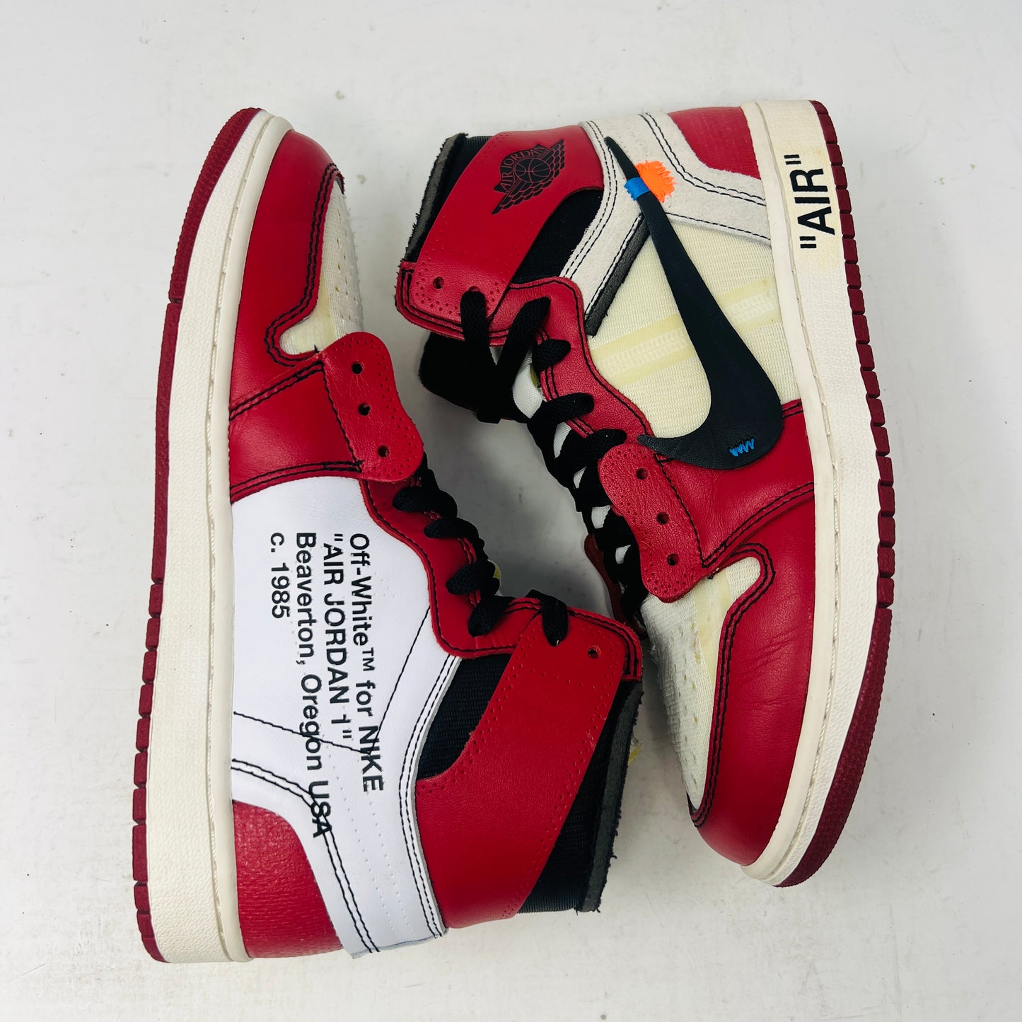 Jordan 1 Retro High Off-White Chicago