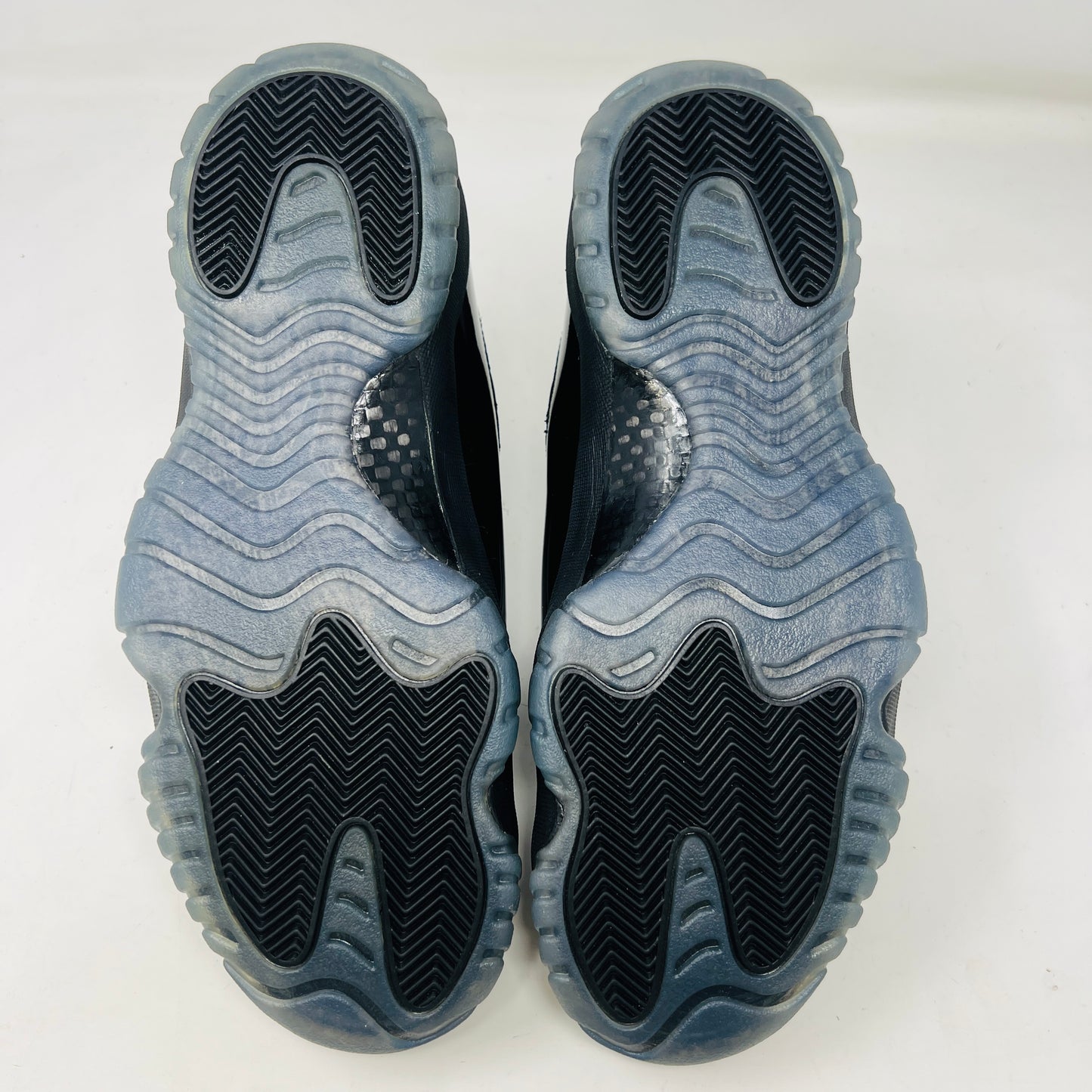Jordan 11 Retro Cap and Gown