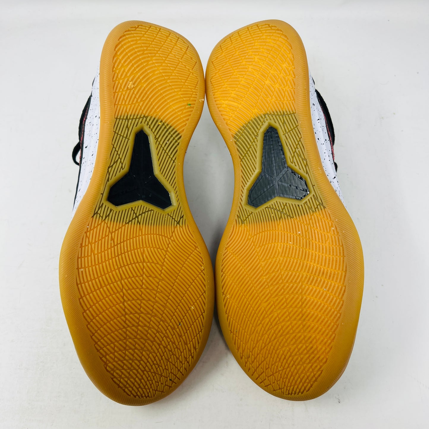 Nike Kobe A.D. Mid Black Gum
