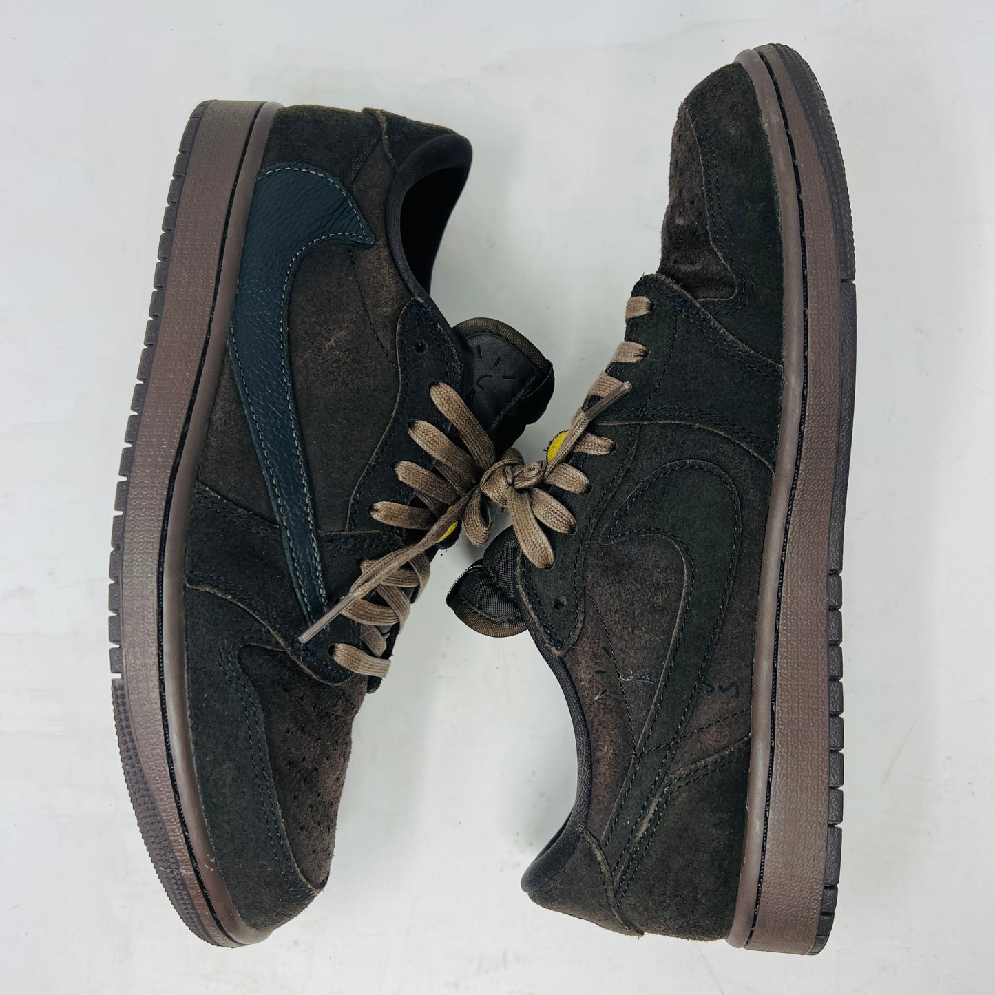 Jordan 1 Retro Low OG SP Travis Scott Velvet Brown