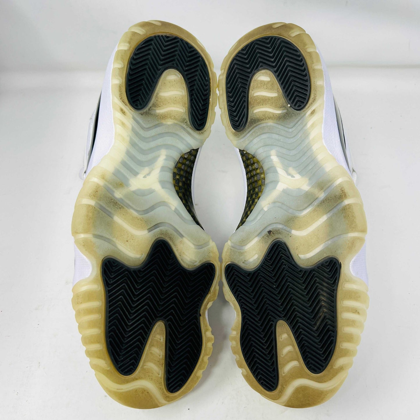 Jordan 11 Retro DMP Gratitude (2023)