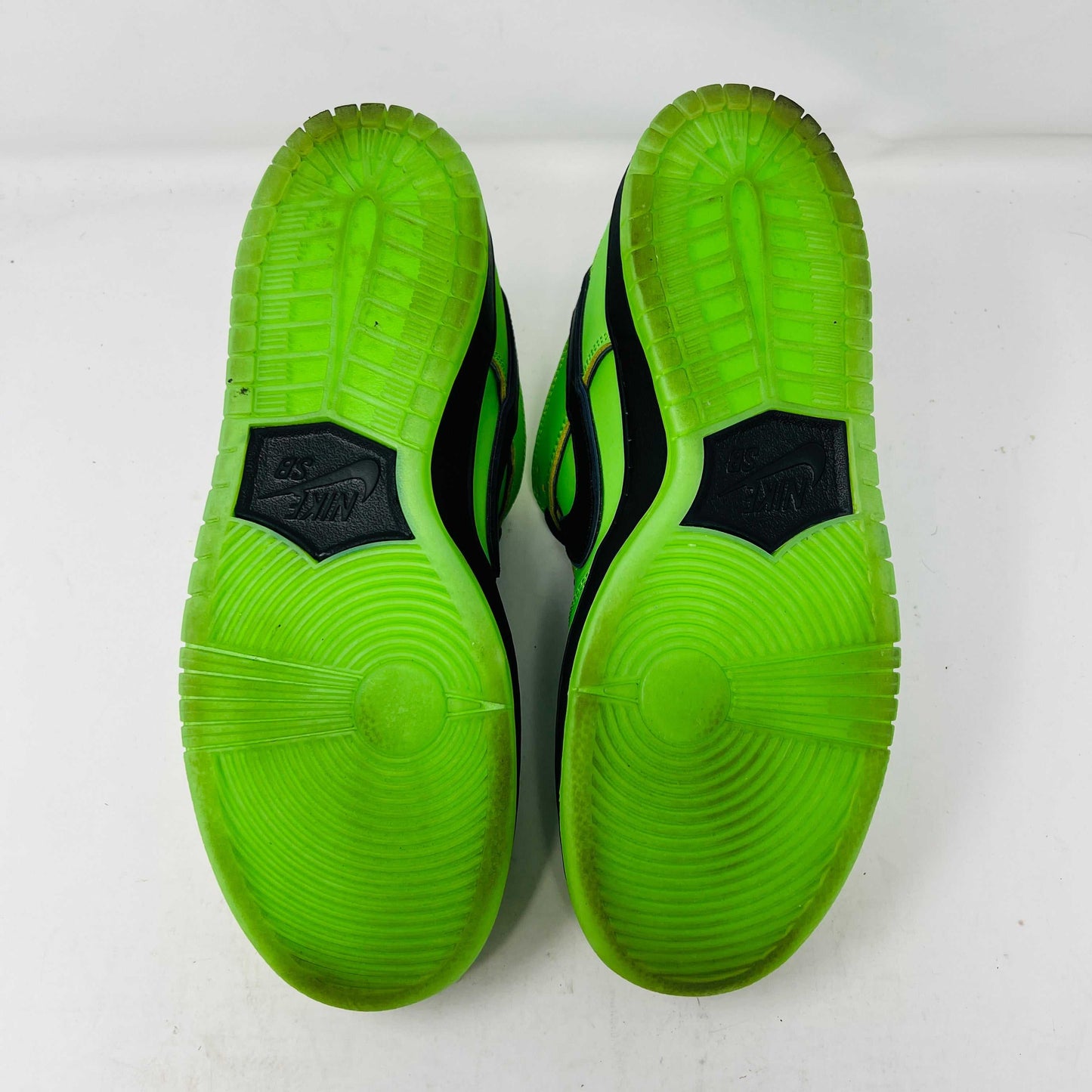 Nike SB Dunk Low The Powerpuff Girls Buttercup