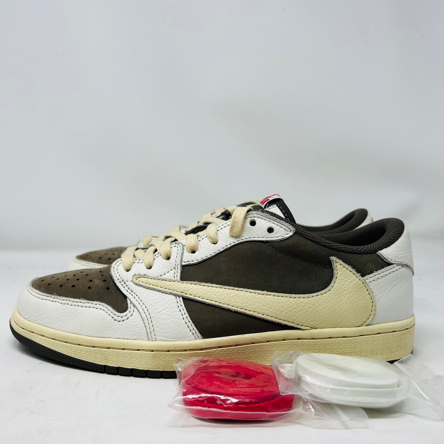 Jordan 1 Retro Low OG SP Travis Scott Reverse Mocha