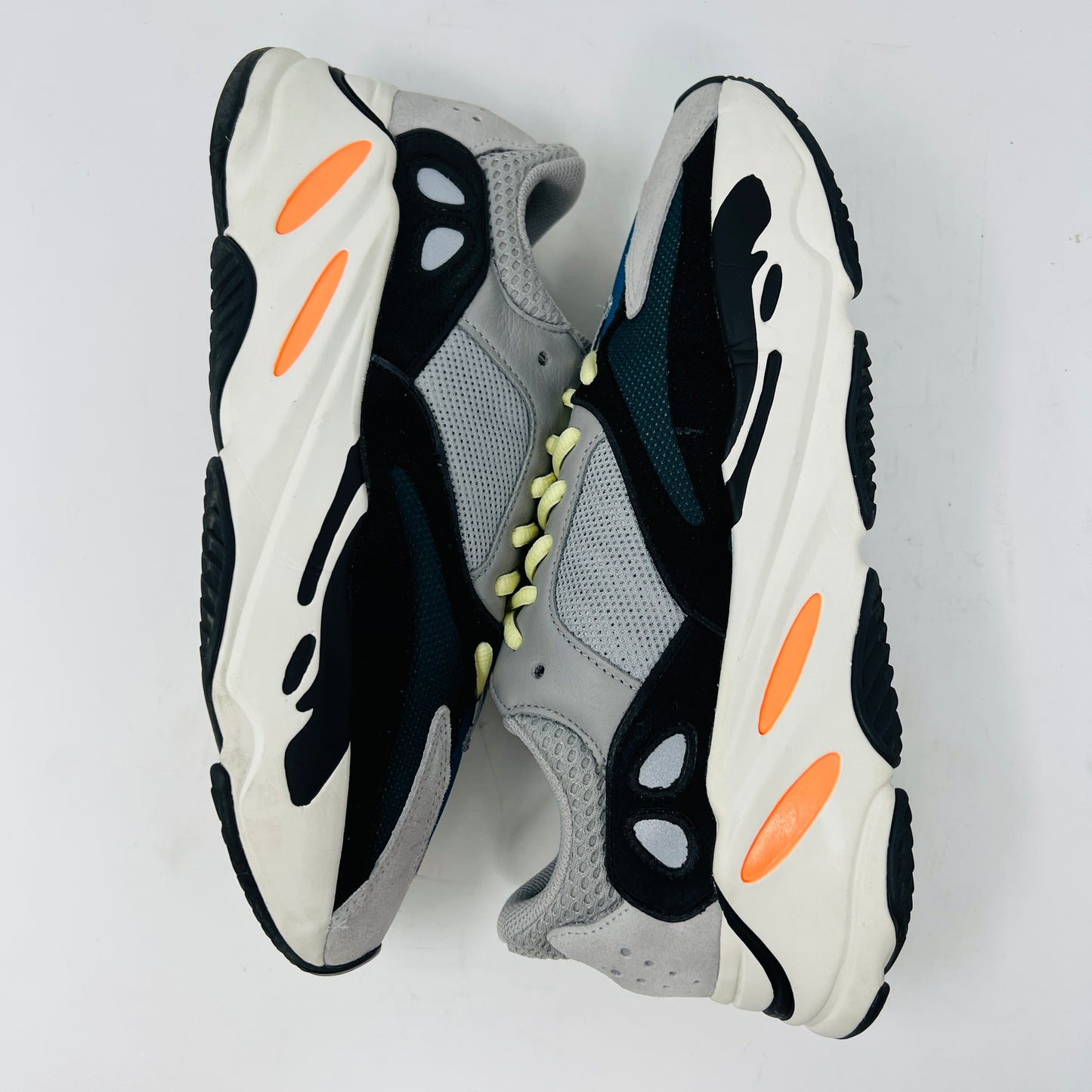 adidas Yeezy Boost 700 Wave Runner