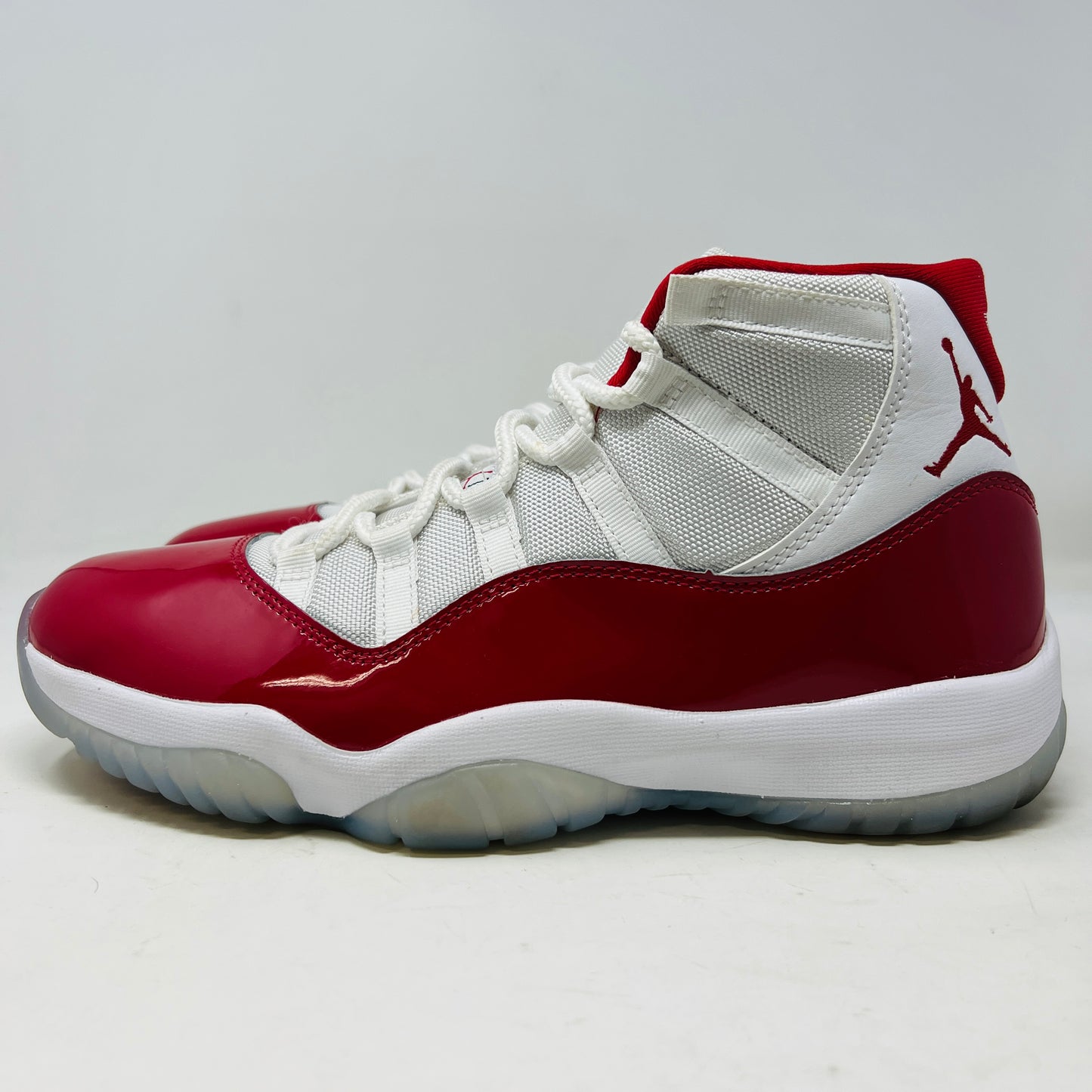 Jordan 11 Retro Cherry (2022)