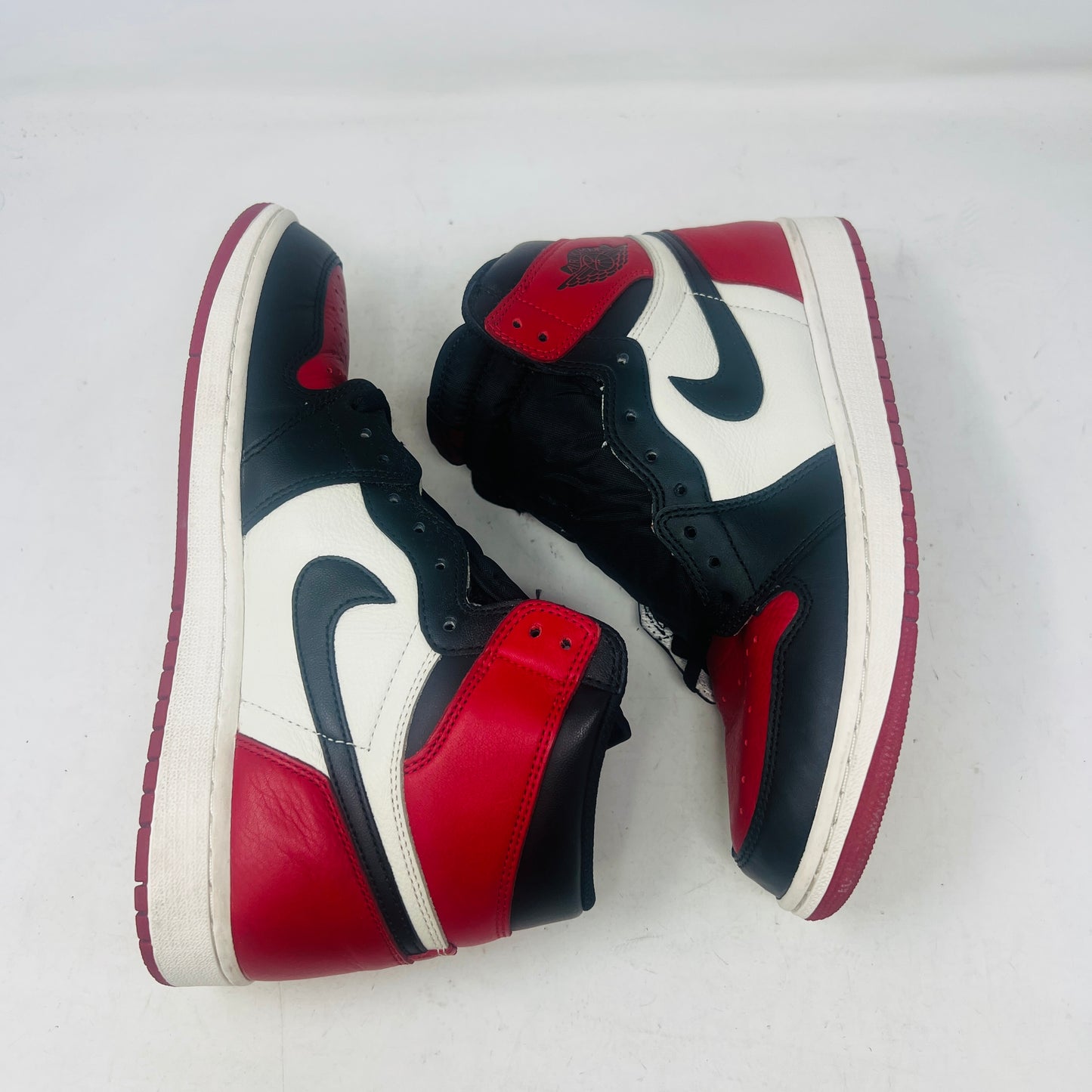 Jordan 1 Retro High Bred Toe