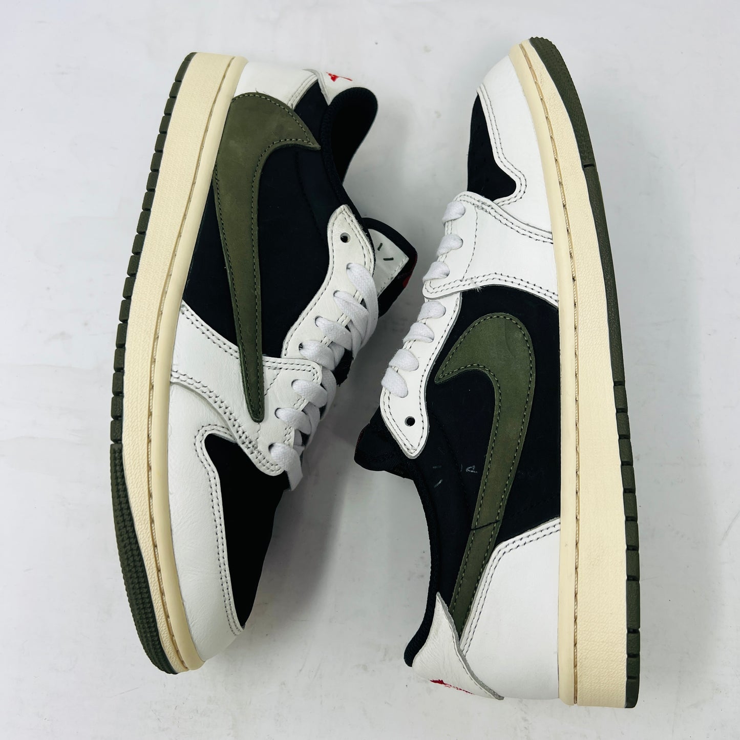 Jordan 1 Retro Low OG SP Travis Scott Olive (Women's)