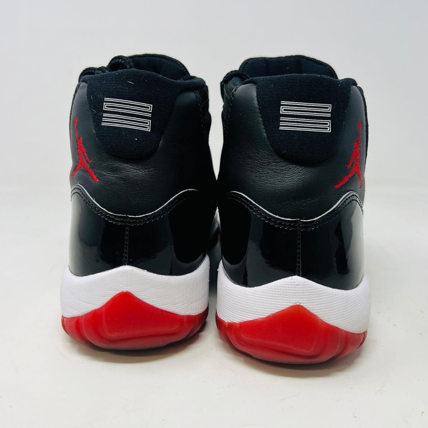 Jordan 11 Retro Playoffs Bred