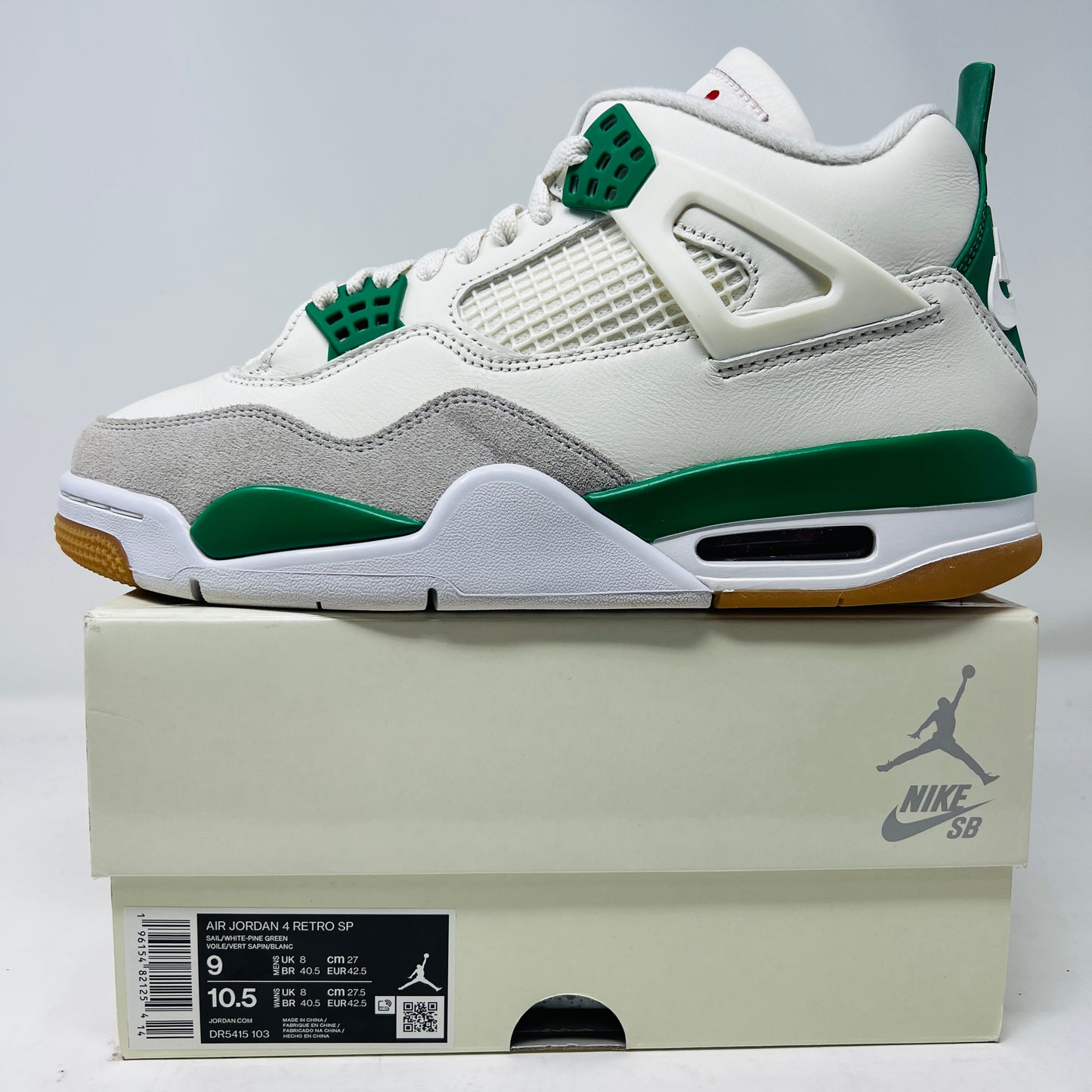 Jordan 4 Retro SB Pine Green