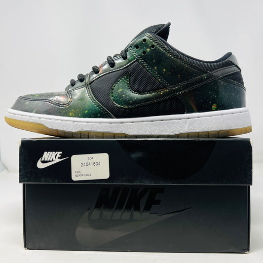 Nike SB Dunk Low 420 Intergalactic