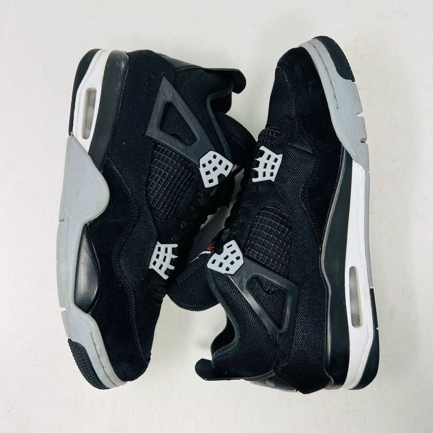 A Jordan 4 Retro SE Black Canvas sneaker in 8/10 condition sits on its shoebox. It features netted side panels, a visible air unit in the heel, and a Jumpman logo on the tongue. The box is marked with size 9.5 and style details.