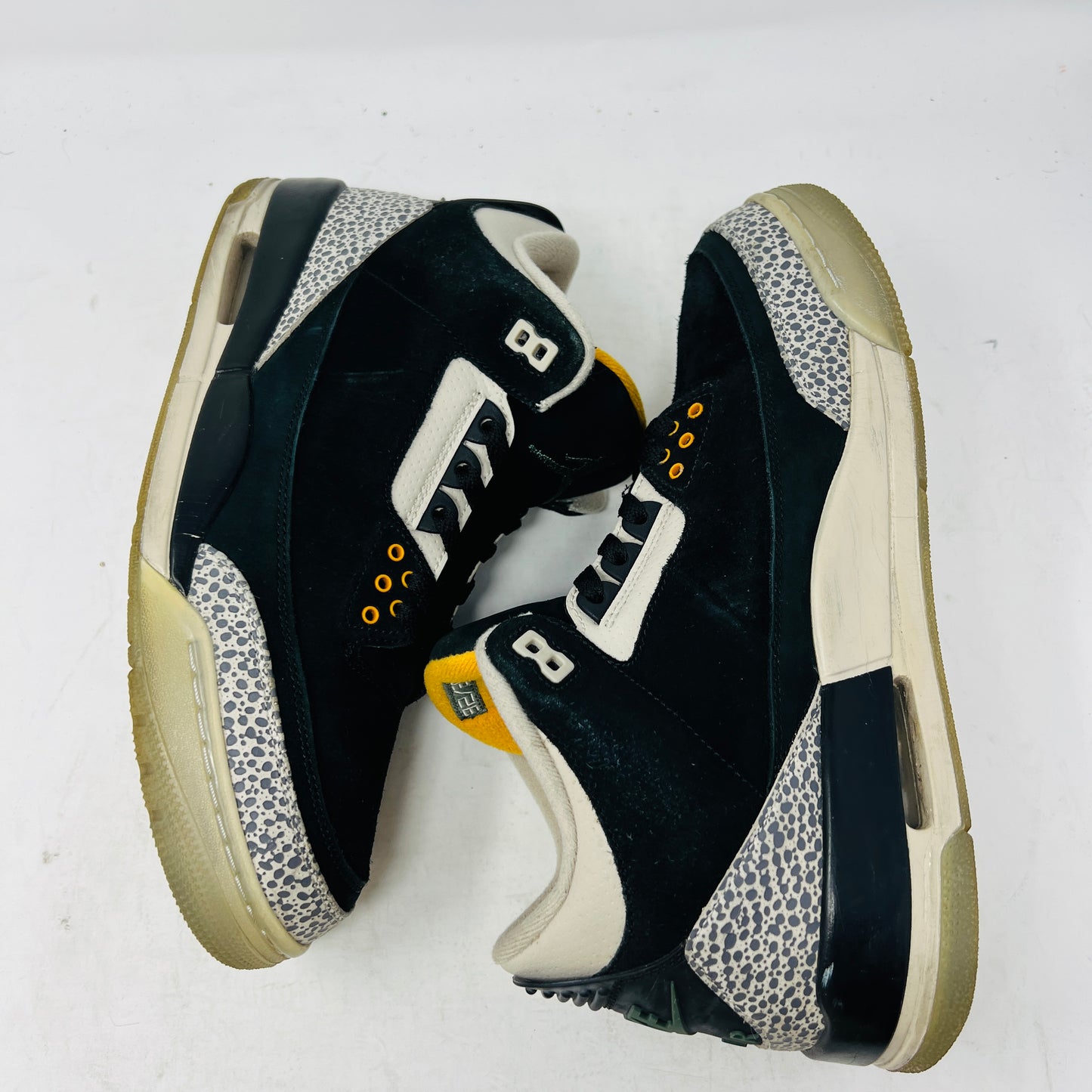 Jordan 3 Retro atmos