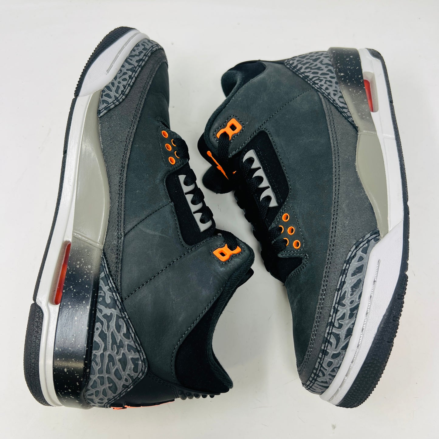 Jordan 3 Retro Fear Pack (2023)