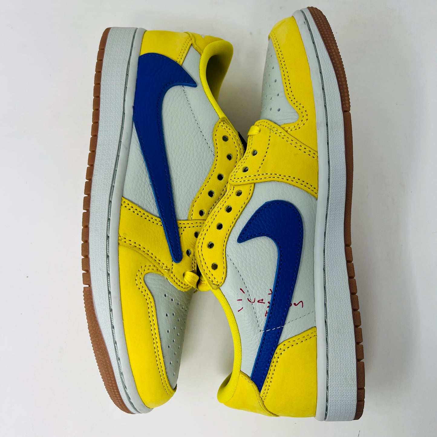 Jordan 1 Retro Low OG SP Travis Scott Canary (Women's)