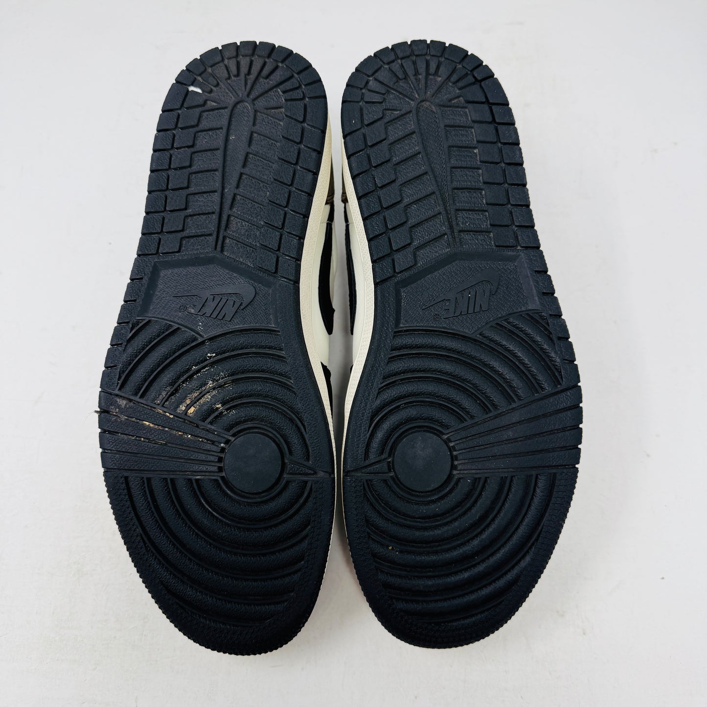 Jordan 1 Retro Low OG Mocha