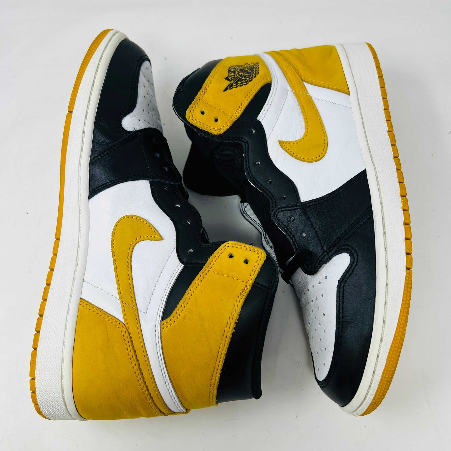 Jordan 1 Retro High Yellow Ochre