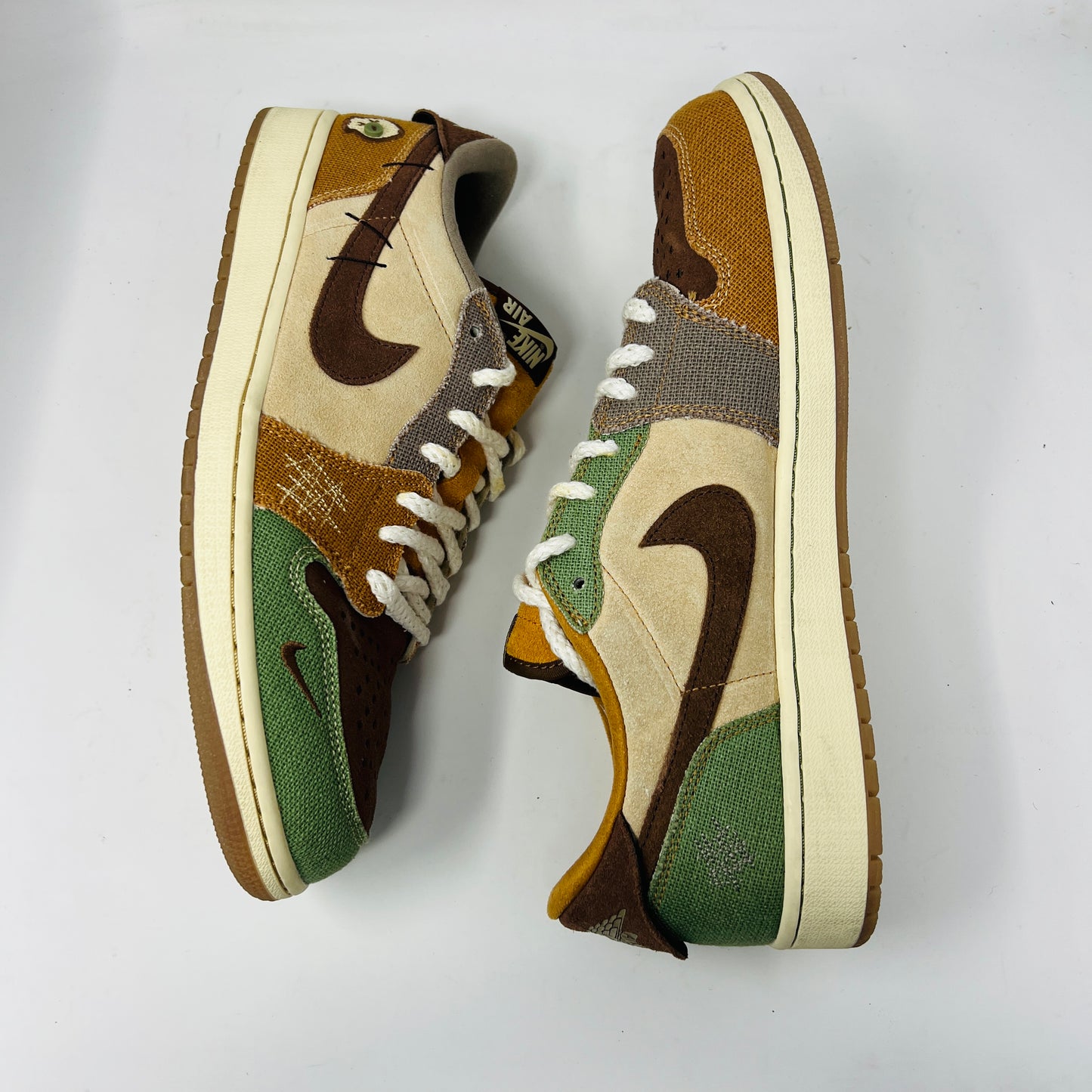 Jordan 1 Retro Low OG Zion Williamson Voodoo