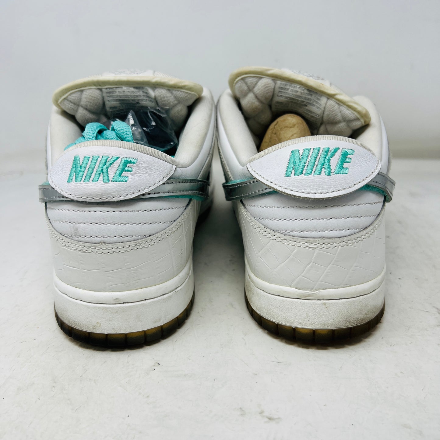 Nike SB Dunk Low Diamond Supply Co. White Diamond