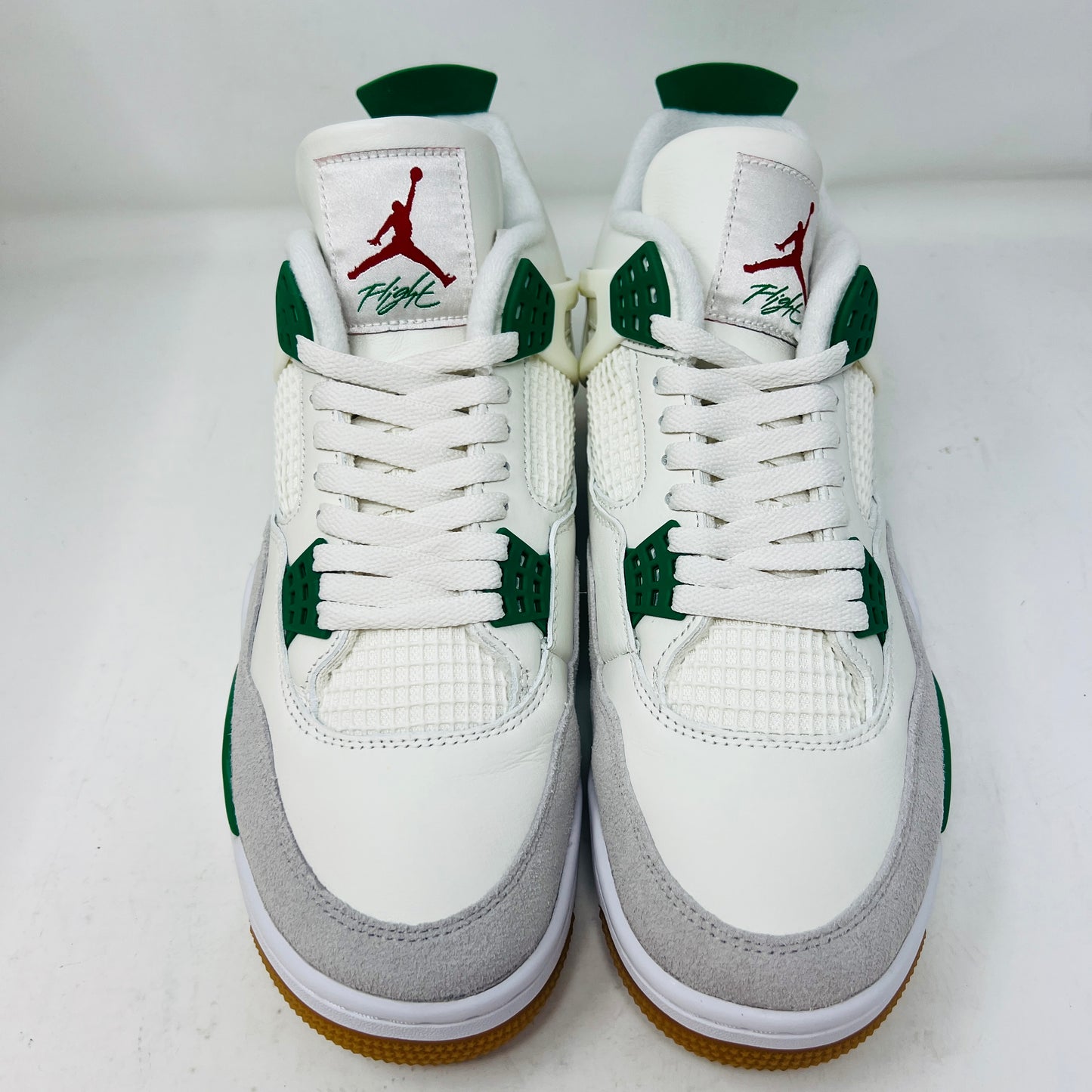 Jordan 4 Retro SB Pine Green