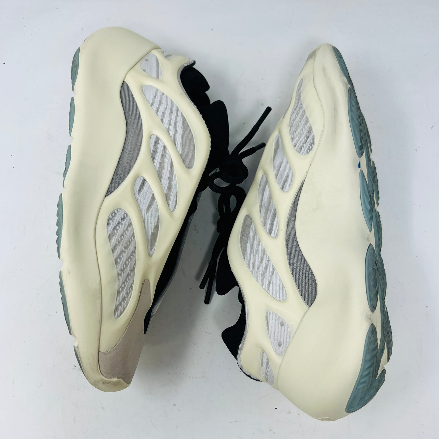 adidas Yeezy 700 V3 Azael
