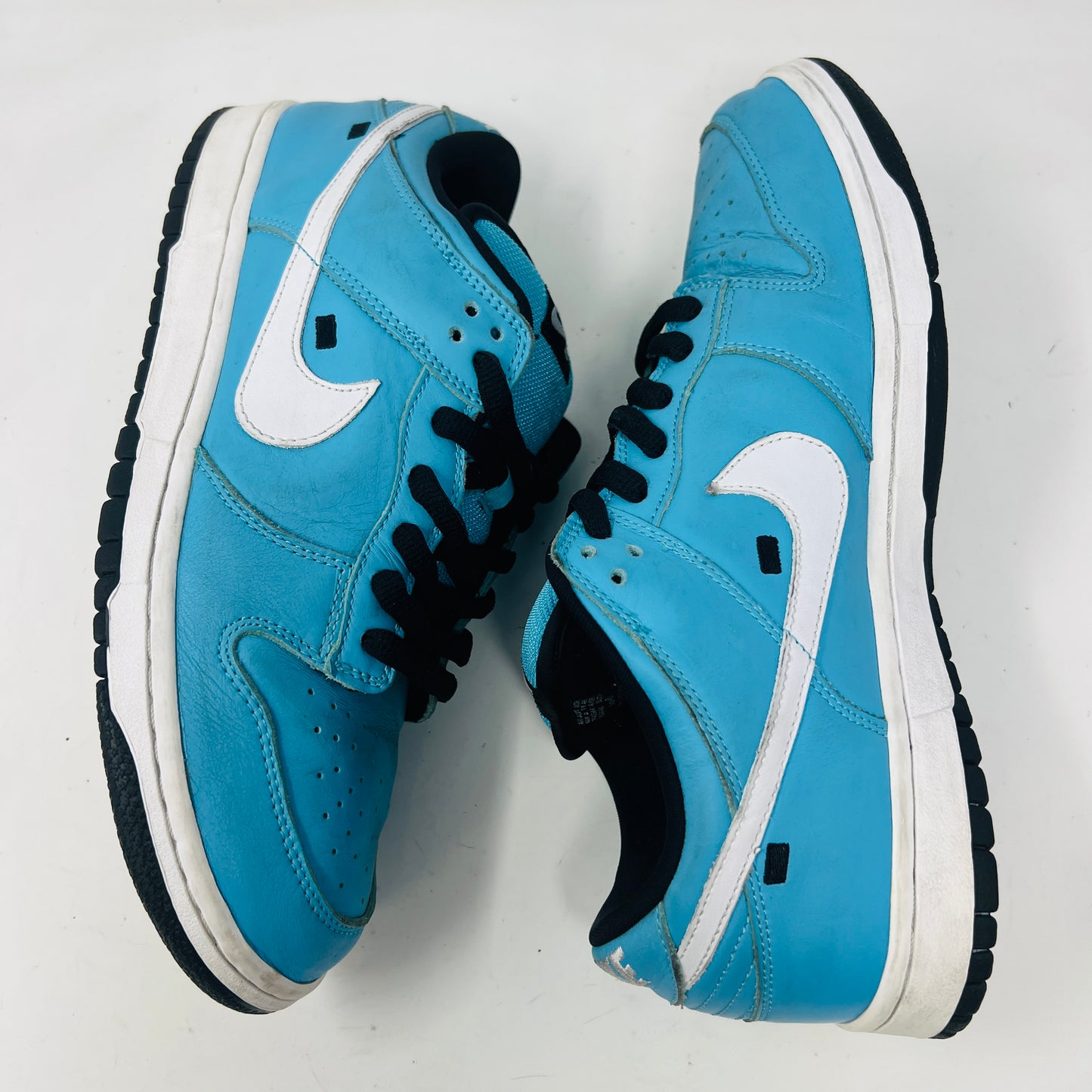 Nike SB Dunk Low Tokyo Blue Taxi