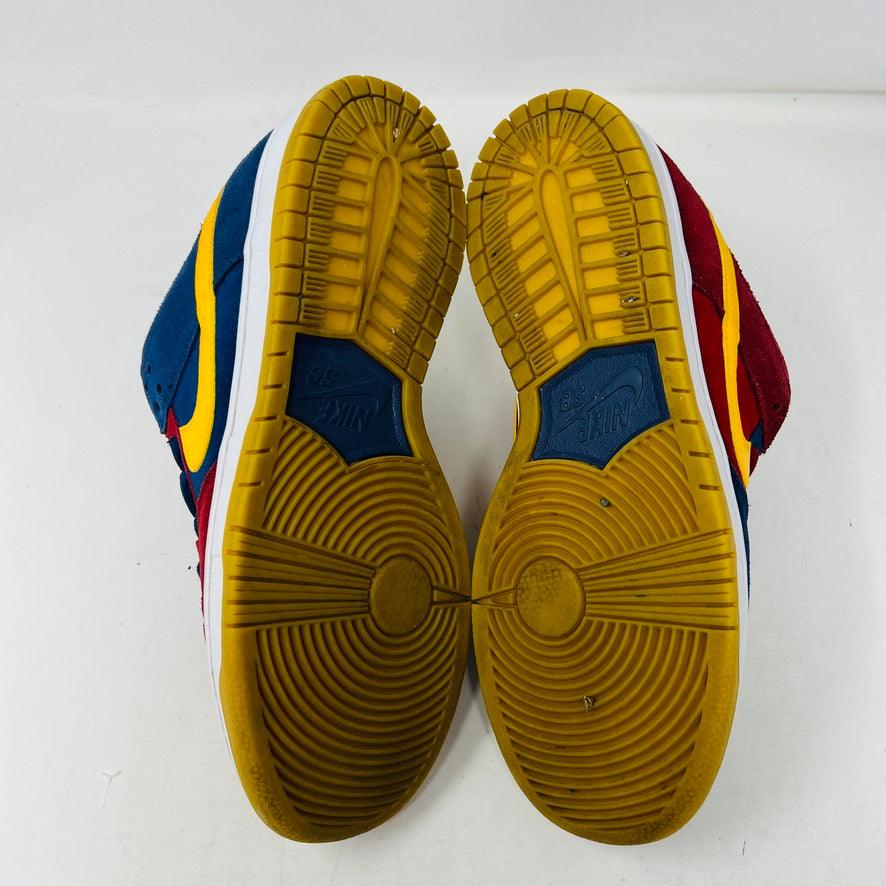 Nike SB Dunk Low Barcelona sneakers, size 8.5, 2021, with two extra laces. Clean uppers, general wear on soles.