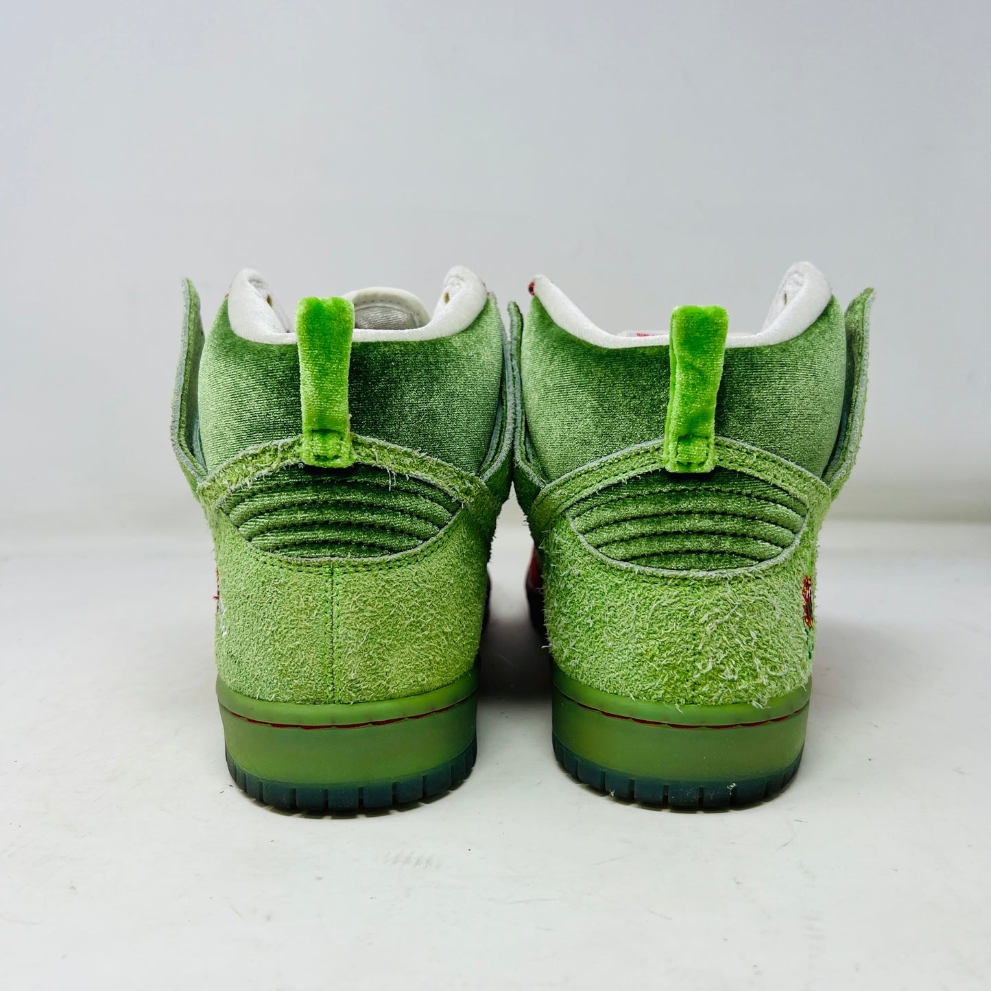 Nike SB Dunk High Strawberry Cough