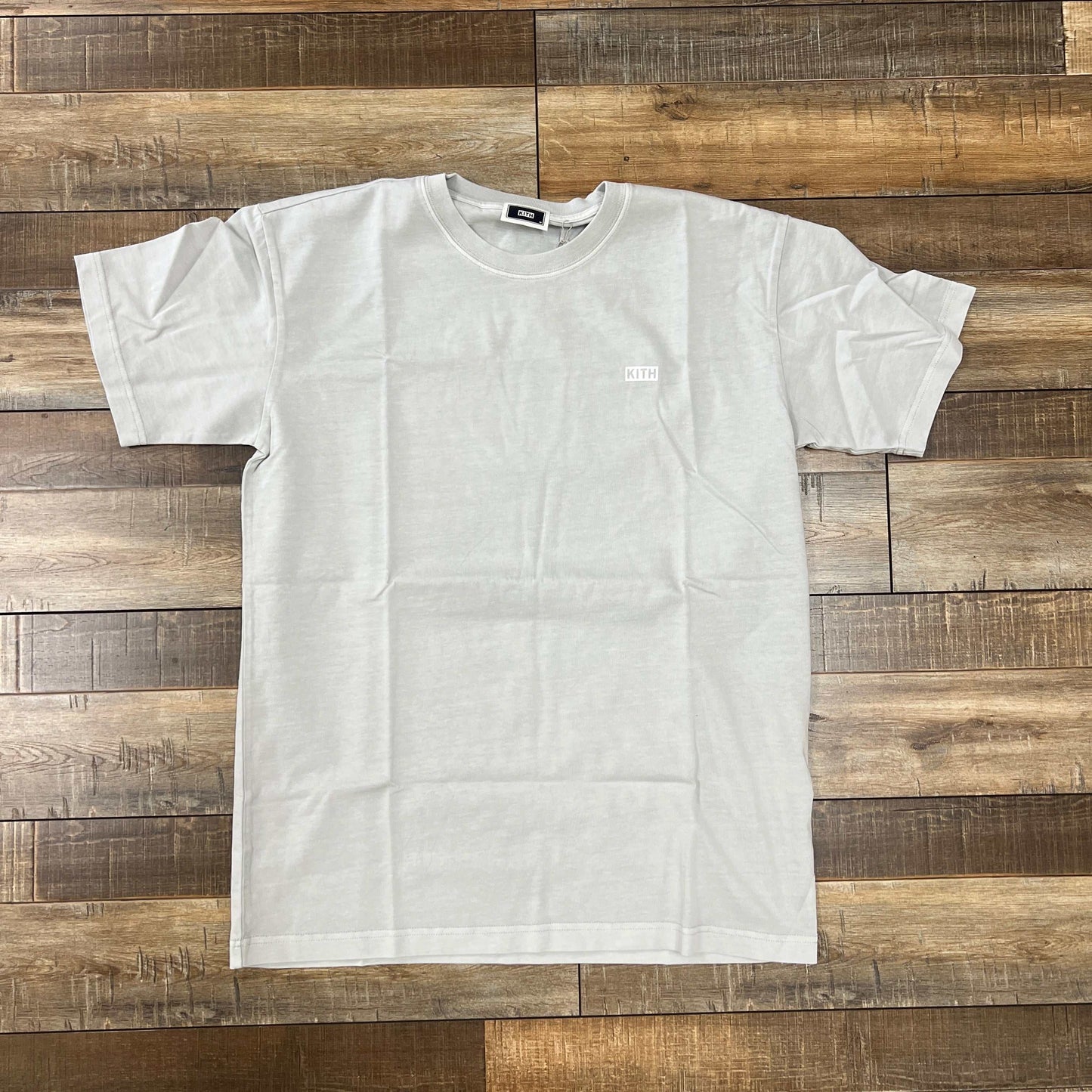 Kith LAX Tee Concrete short sleeve brand new t-shirt on wooden floor background