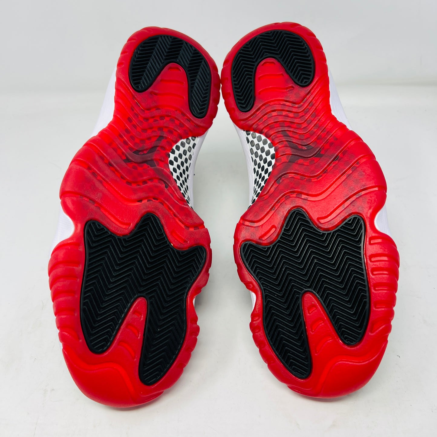 Jordan 11 Retro Playoffs Bred (2019)