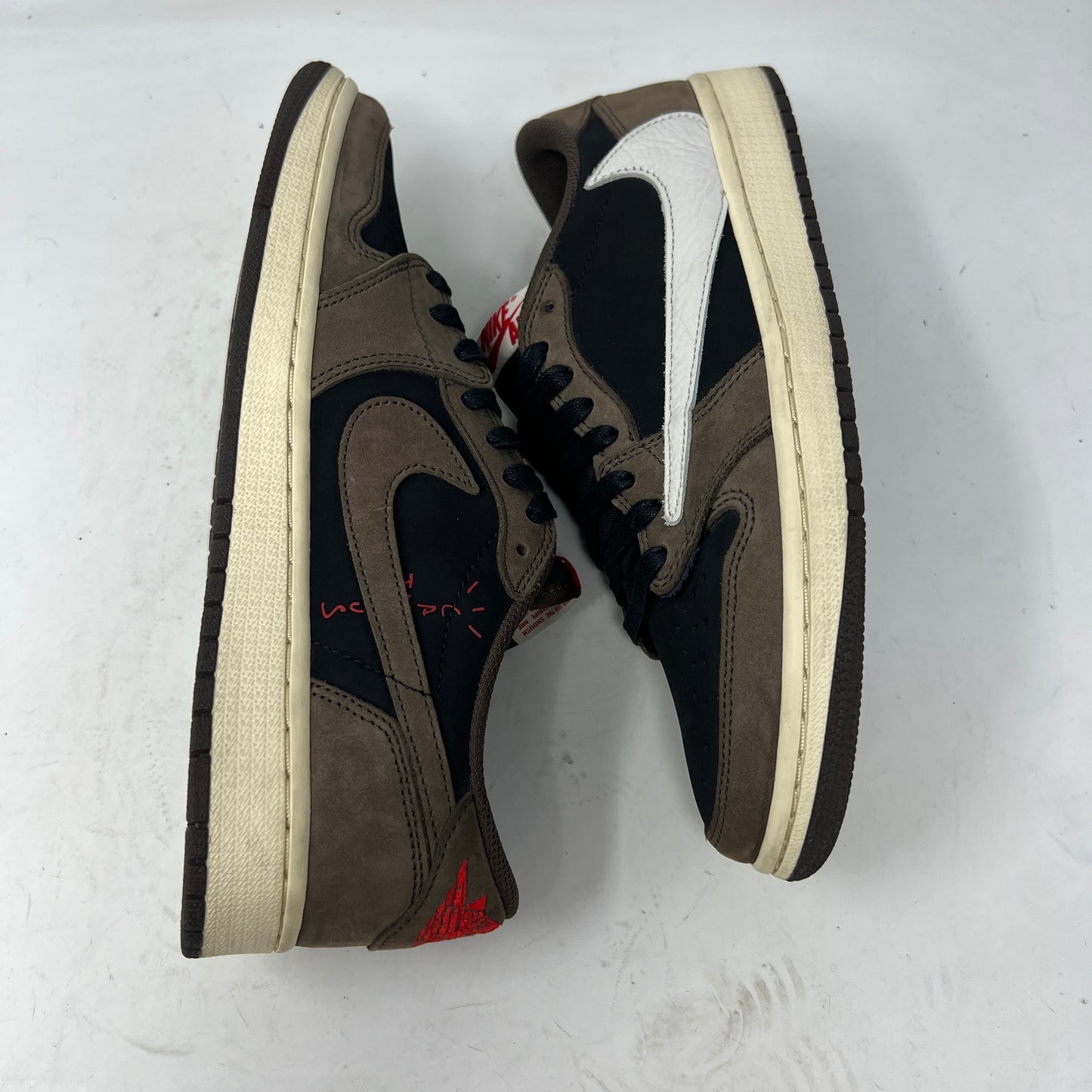 Jordan 1 Retro Low OG SP Travis Scott Mocha
